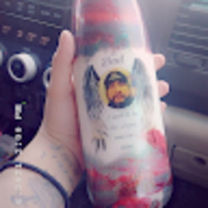 Meet your Posher, Anecia